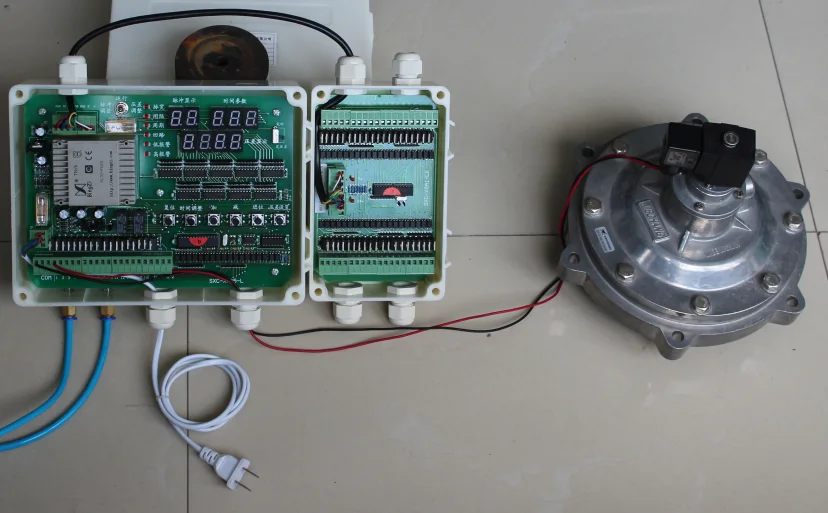 Xiechang® SXC-X8A5 pulse controller wired to an electromagnetic pulse valve